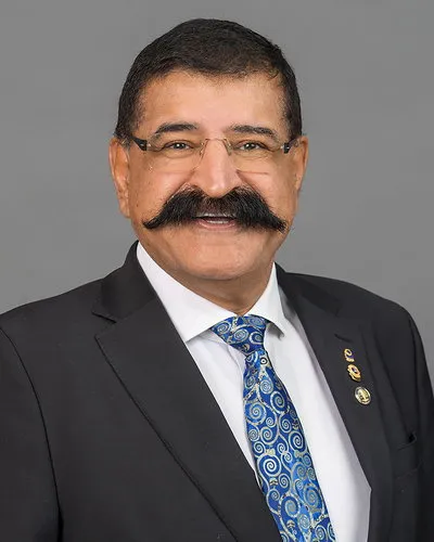 Rajinder „Pape” Sembi
